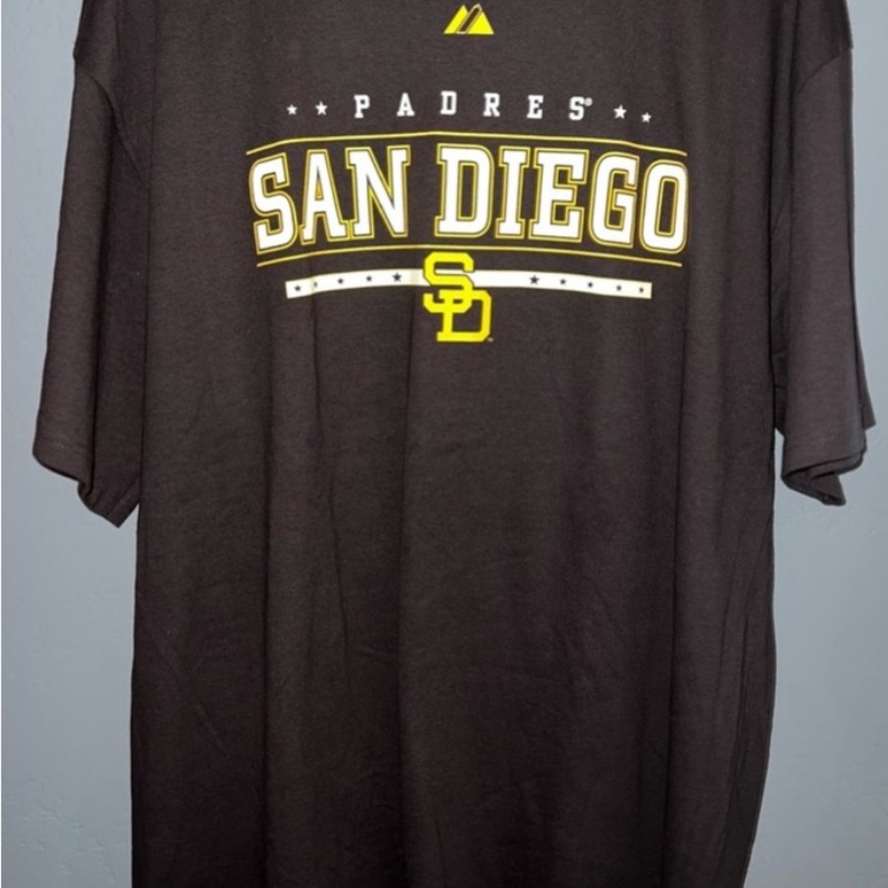 NEW XL UNISEX SAN DIEGO PADRES LEGACY GRAPHIC TEE